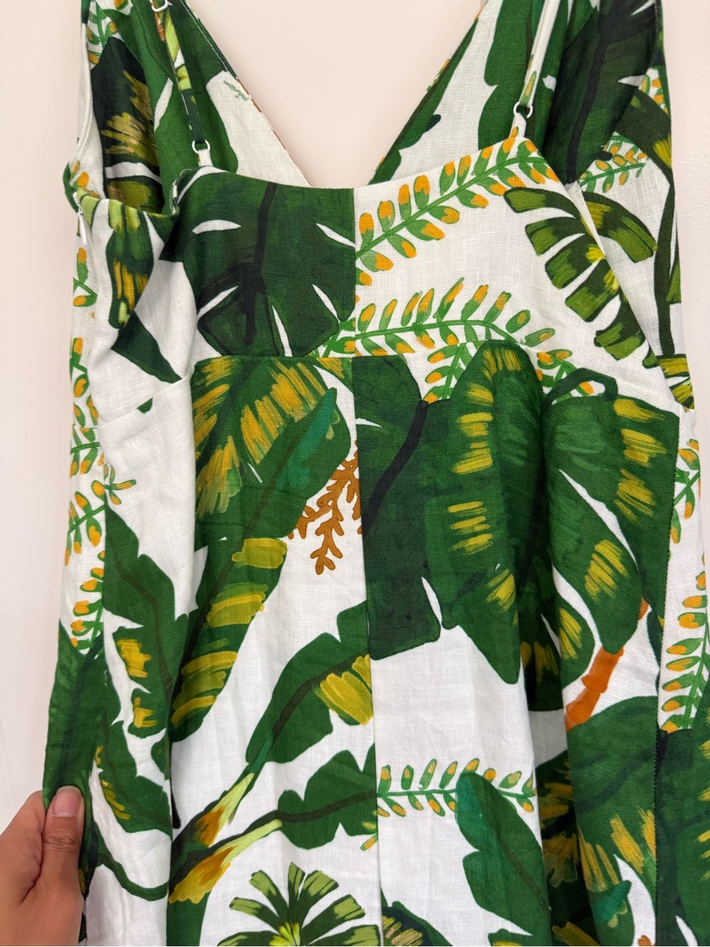 FARM Rio
Tropical Forest Linen Mini Dress - Picture 6 of 6